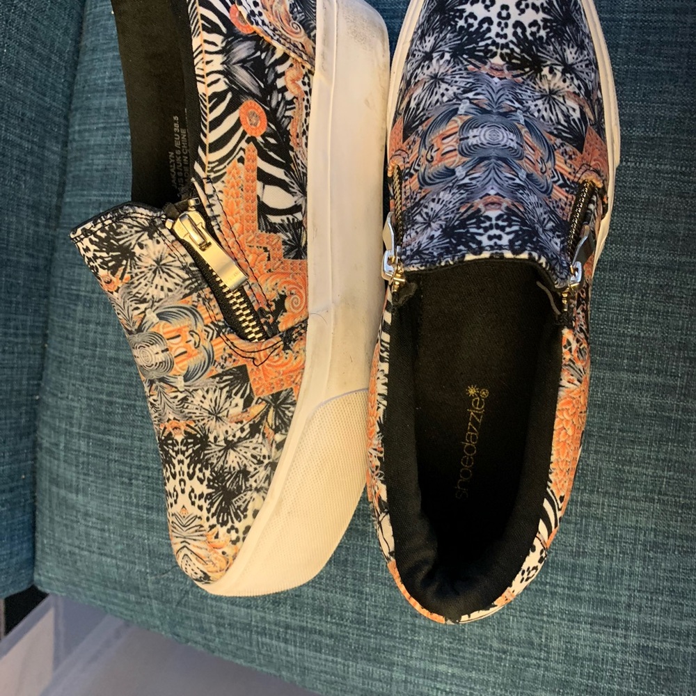 Shoe Dazzle Multicolor Patterned Flats - Picture 5 of 8